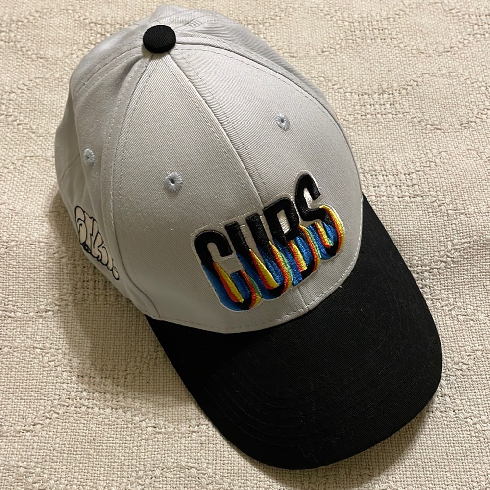 Melon Wear Unisex Gray Black Cubs Baseball Cap Hat Size One Size